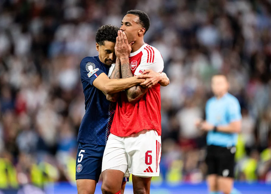 Por favor, não questionem a lealdade dos jogadores do Arsenal